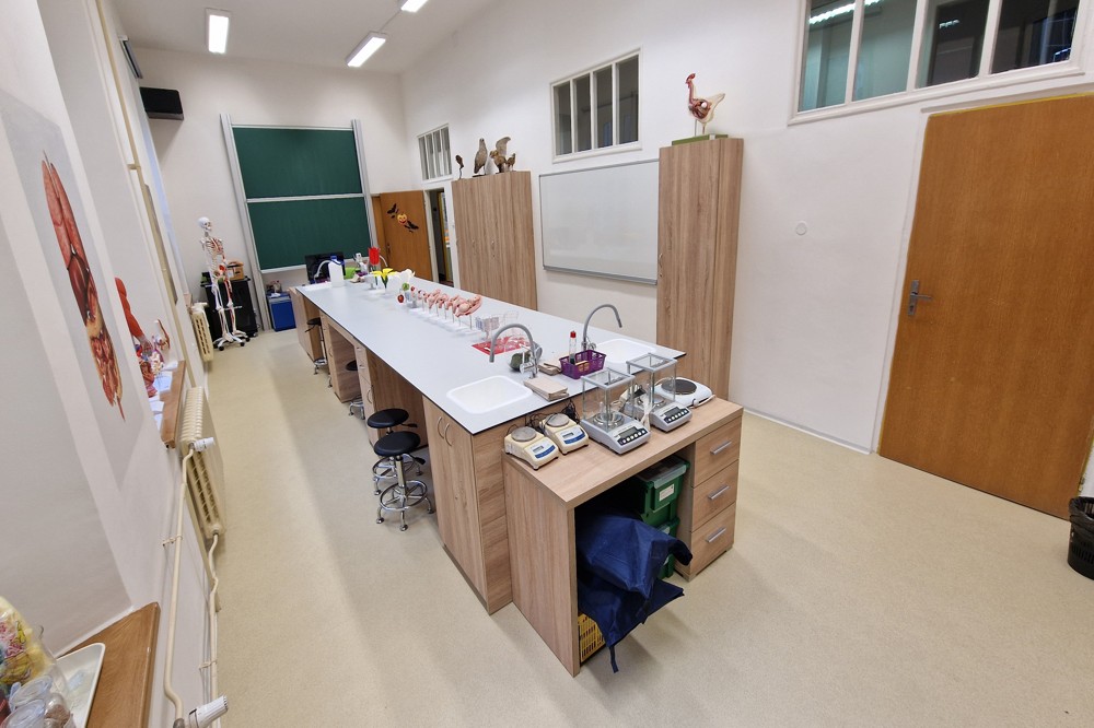 vyber_po_laboratoř biologie 201 (2)